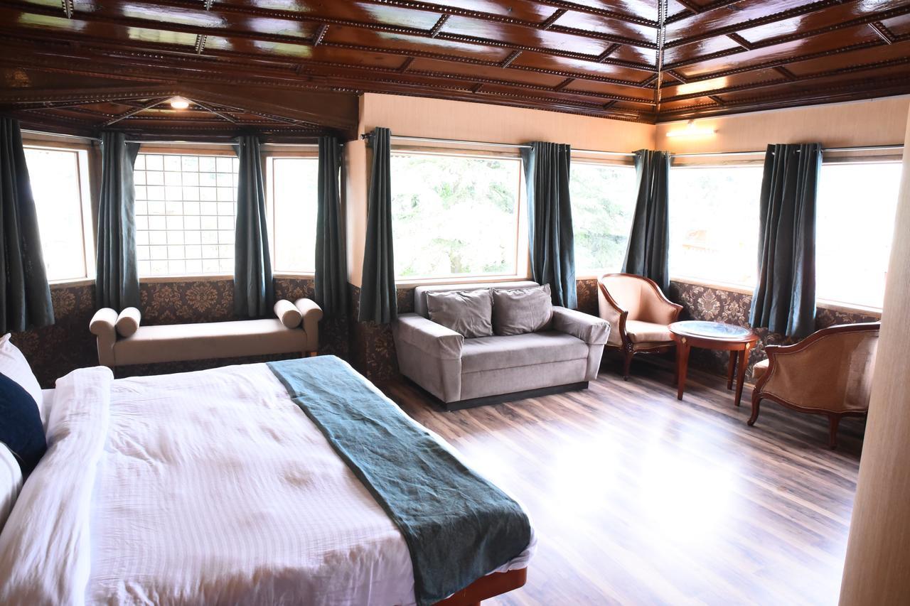 Hotel Skylark 나이니탈 외부 사진